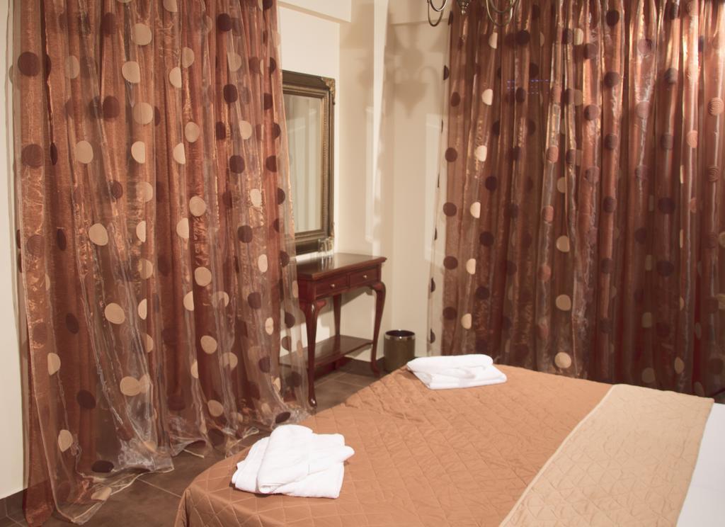 Iris Spa Loutra Edipsou  ห้อง รูปภาพ