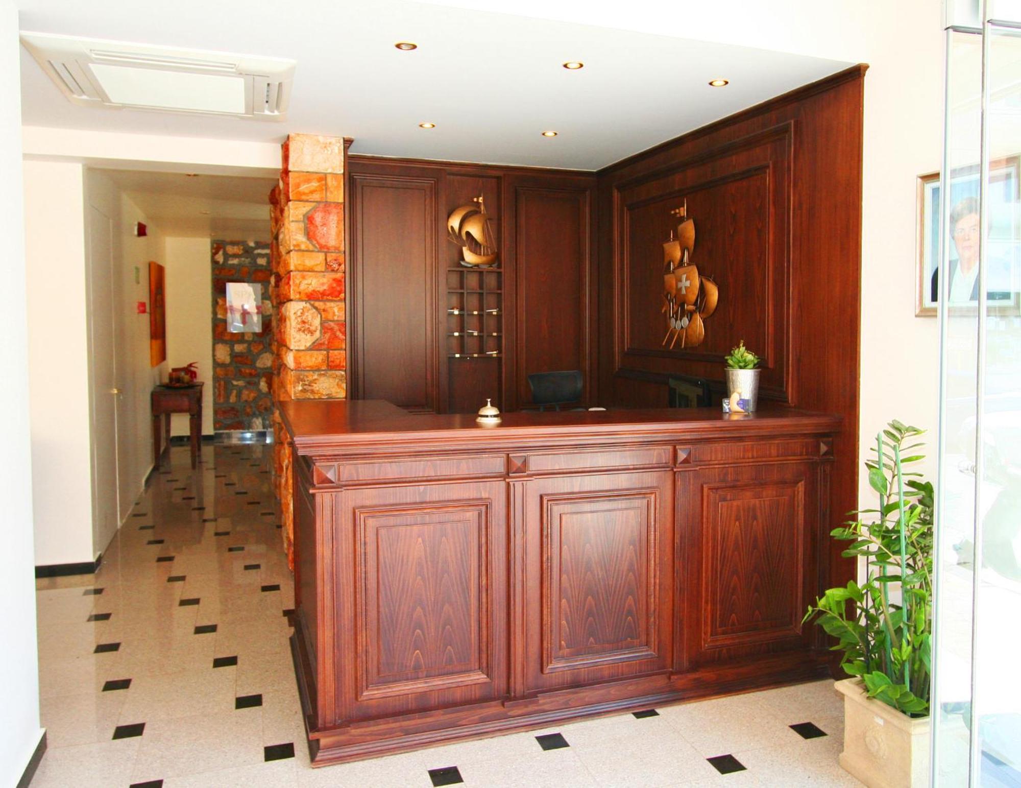 Iris Spa Loutra Edipsou  ภายนอก รูปภาพ