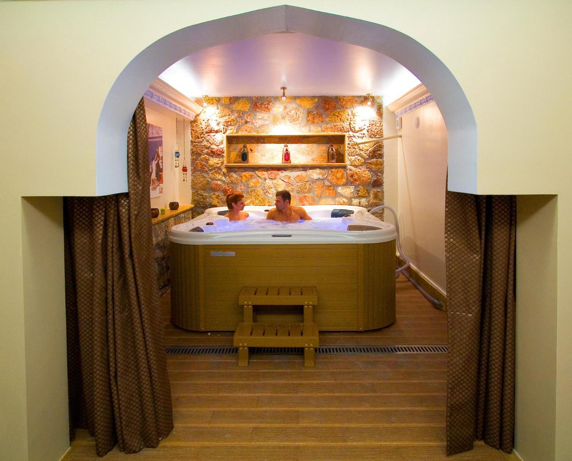 Iris Spa Loutra Edipsou  ภายนอก รูปภาพ